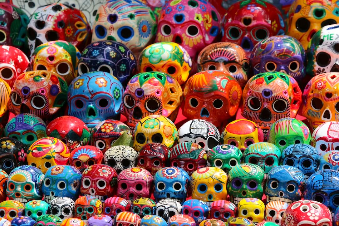 Mexican slots A selection of bright calaveras on display of Cinco de Mayo. You can explore these further in some of our best Mexican slots.